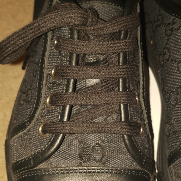 Gucci canvas sneakers. - Picture 5 of 10